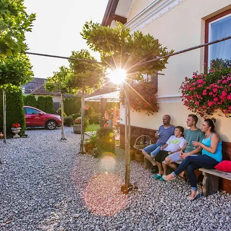 Pri Besenovej Casa di campagna Ruzomberok